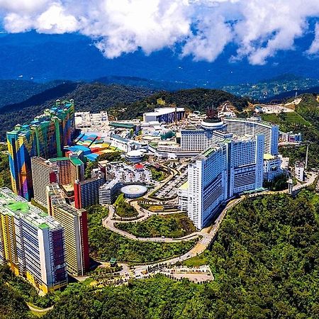 Genting World Deluxe Room Гентинг-Хайлендс Экстерьер фото